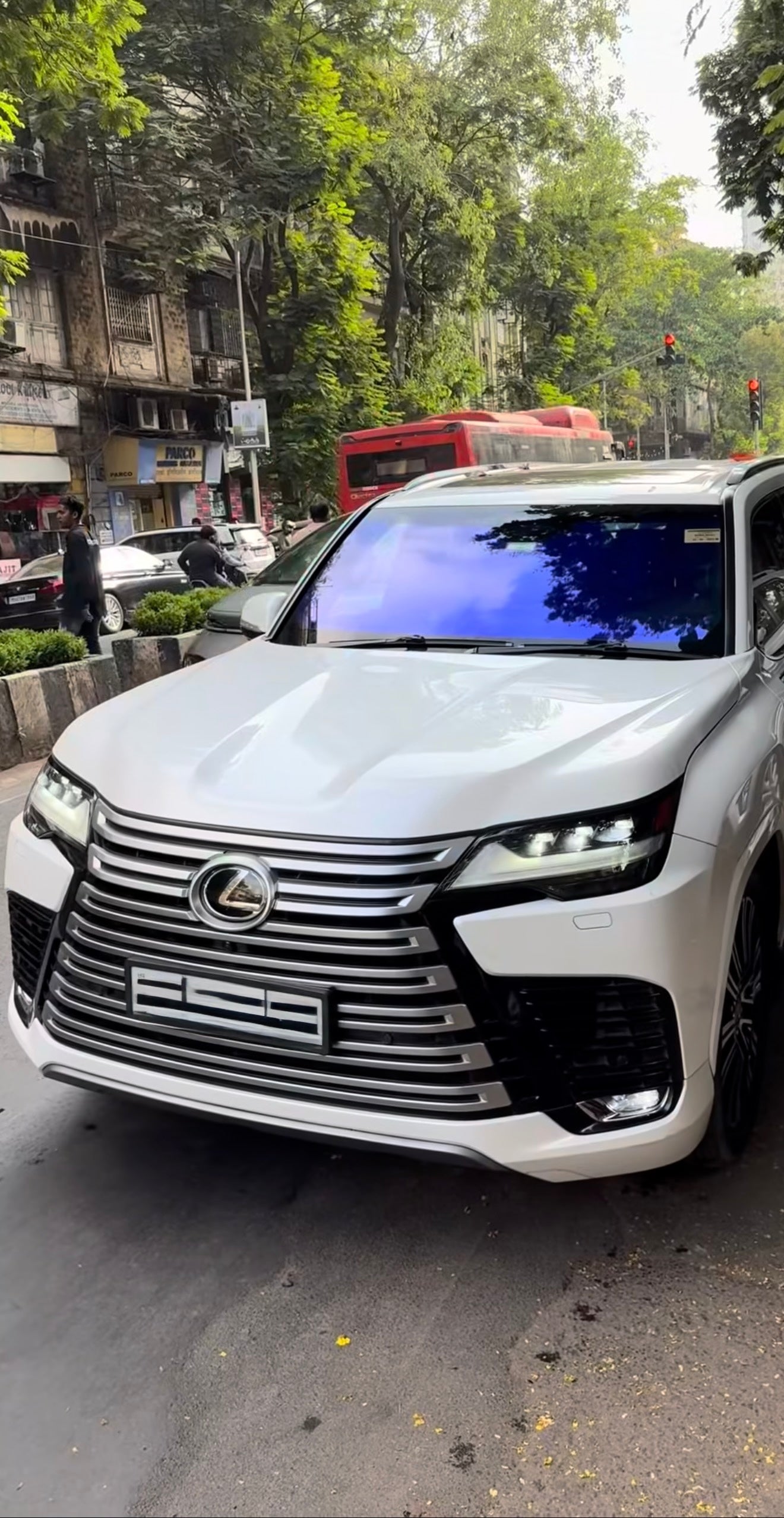 Blue purple color shifting windshield tint